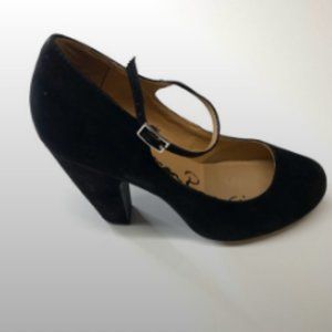 American‎ Rag Cie Heels Size 37